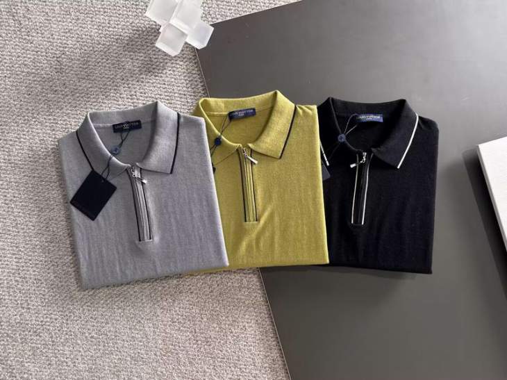 Picture of Louis Vuitton Sweaters _SKULVM-3XL12jr0346626
